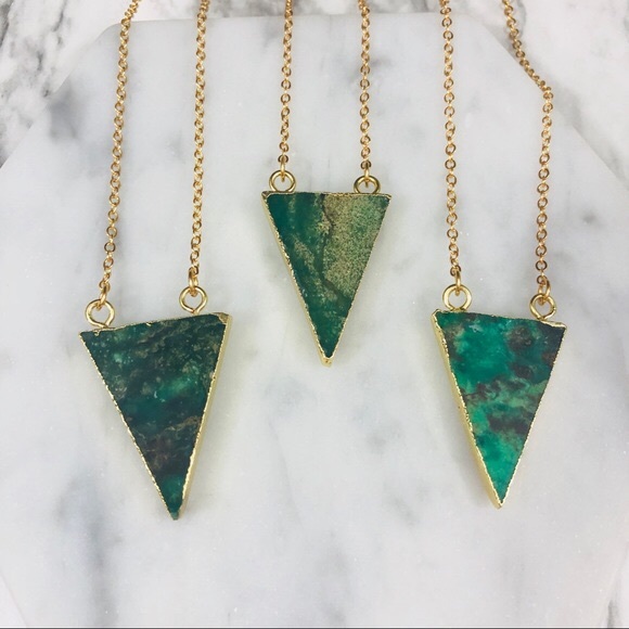 💫🆕 E&L ✨🌙 Chrysoprase Australian Jade Necklace - Picture 6 of 8